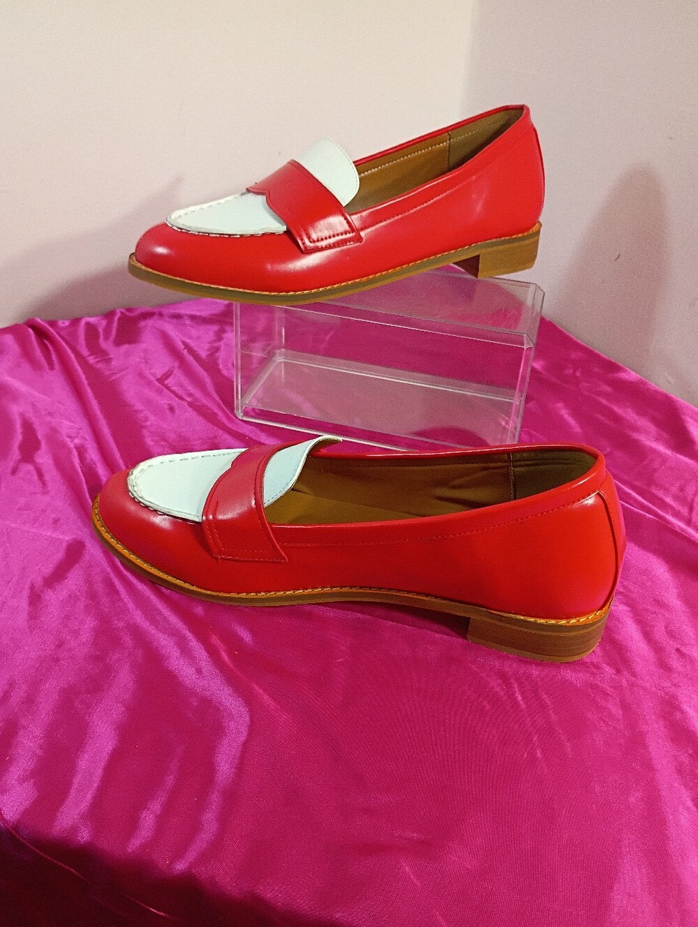 FSJ Shoes Women's SZ 15 Red and White Round Toe Loafers Office Casual - Picture 3 of 10